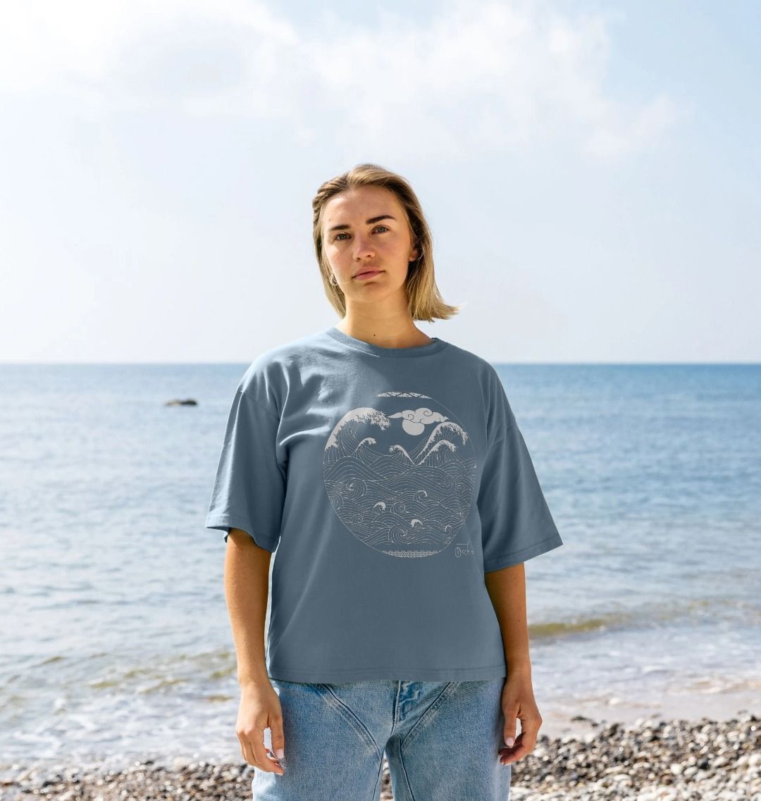 Okinami Women's Oversized Tee