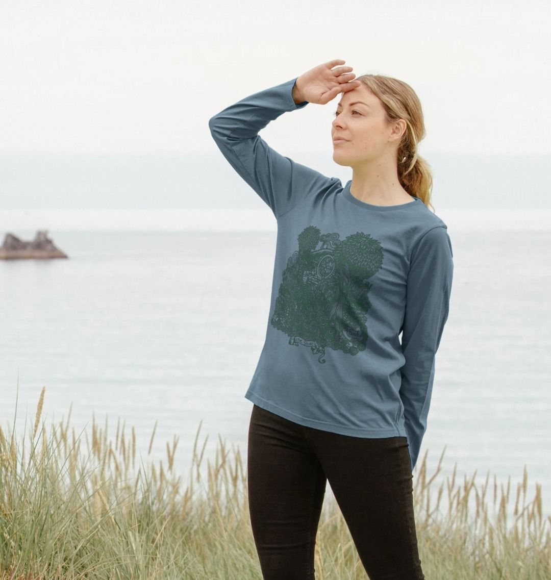 SHIRE™ Women's Long Sleeved T-Shirt